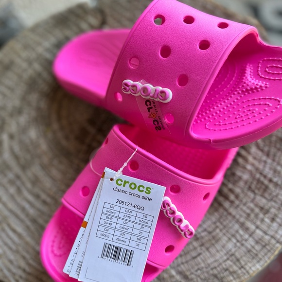 Electric Pink Classic Crocs Slide with logo ♥️♥️♥️♥️♥️♥️ - Picture 4 of 5